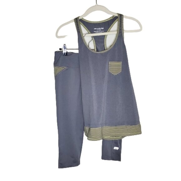 Marika Top and Leggings Set S - Picture 1 of 7